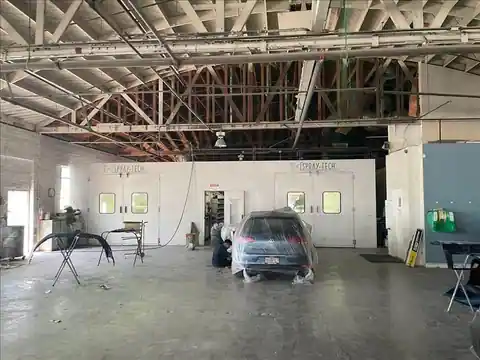 Chilton Auto Body Hawthorne in Hawthorne