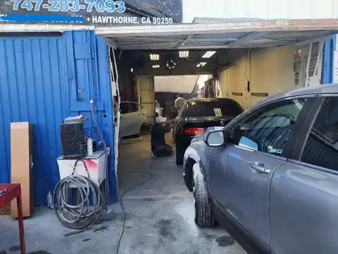 G Auto Body Repair in Hawthorne