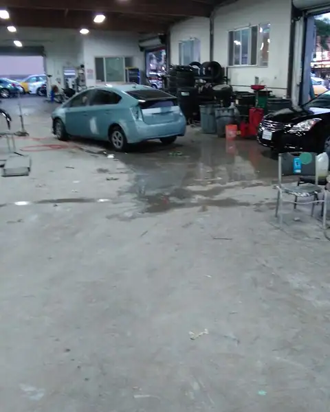 Horizon Collision Center Complete Auto Repair & Body Shop in Hawthorne
