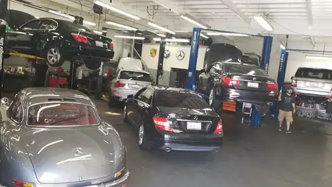 South Bay Autohaus in Hawthorne