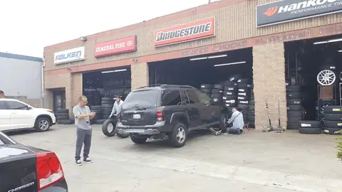 T & J Tires Center in Hawthorne