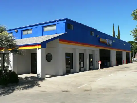 Phil's Auto Clinic in Hemet