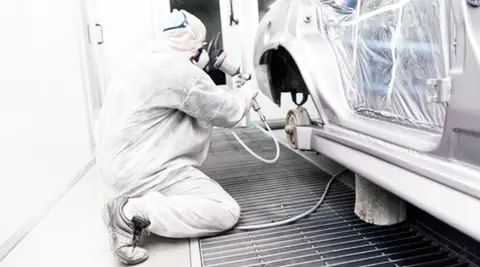 Smitty's Auto Paints in Hemet