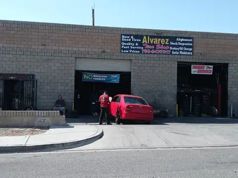 Alvarez Tire Shop in Hesperia