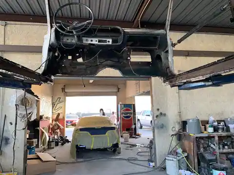 Acosta’s Auto Collision in Highland