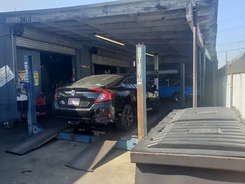 Gonzalez Auto Service Tires in Huntington Park