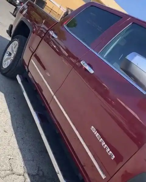 J & H Auto Body in Huntington Park