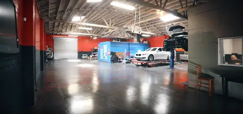 Progressive Auto Collision Center in Huntington Park