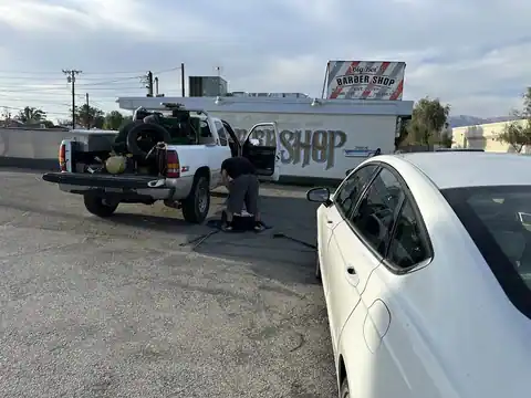 Julians 24hr Roadside Service in Indio