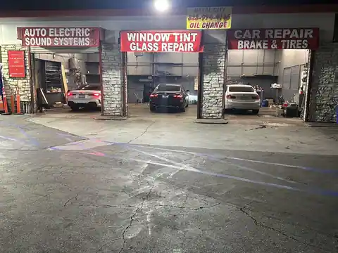 Auto Repair Shop Hayal City in Inglewood