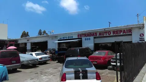 Estrada's Auto Repair in Inglewood