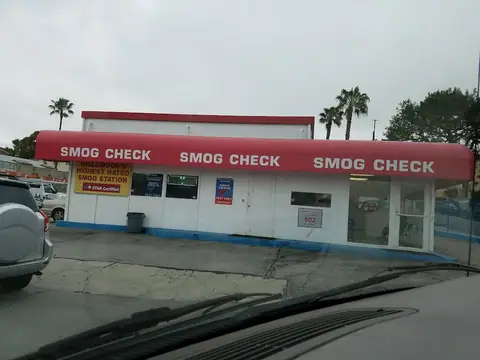 INGLEWOOD TEST ONLY SMOG CENTER in Inglewood