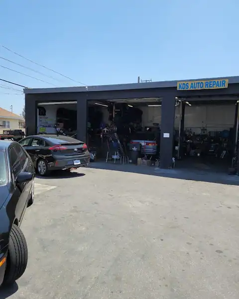 KDS AUTO REPAIR in Inglewood