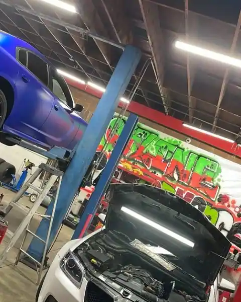 Offline Performance in Inglewood