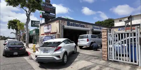 The Tire Plug in Inglewood