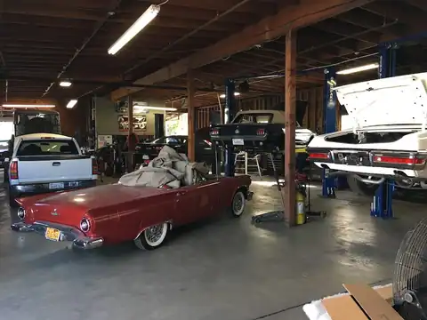 Rett's Automotive in Irwindale