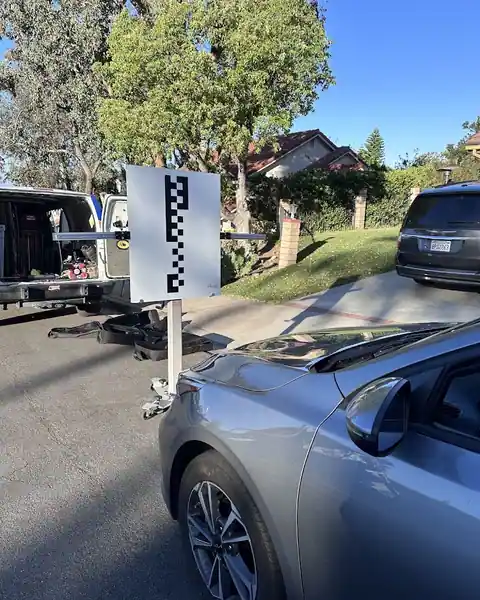 Supreme Auto Glass in Jurupa Valley