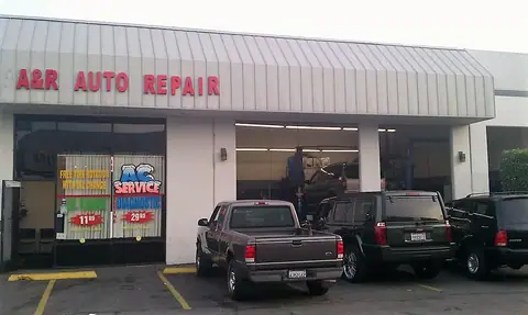 A & R Auto Repair and Transmissions in La Puente