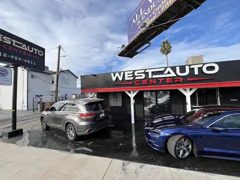 West Auto Center in Lake Balboa