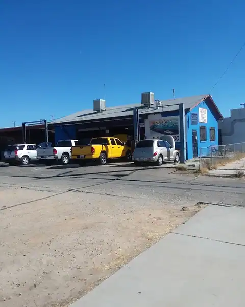 Avenue Yucca Car Care in Lancaster
