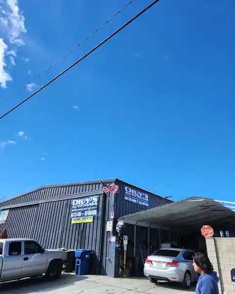 Chuy's auto glass in Lancaster