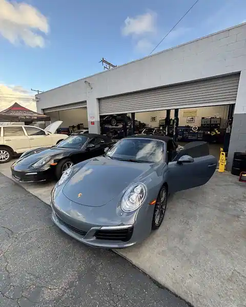 Dutch Treat Automotive in Lawndale