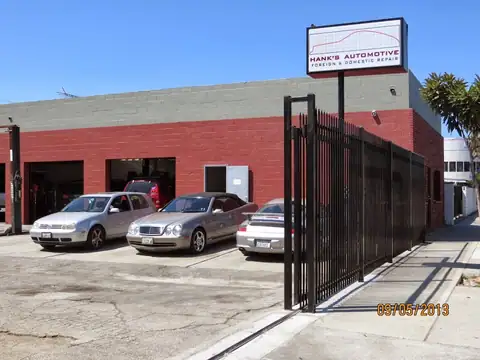 Hank's Automotive in Lawndale