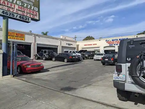 Raffi Motors in Lawndale