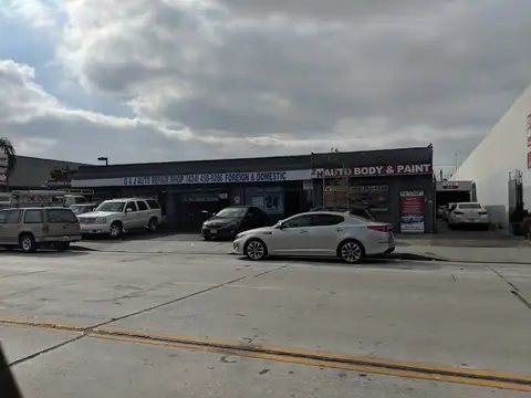 V & L Auto Body & Paint in Lawndale
