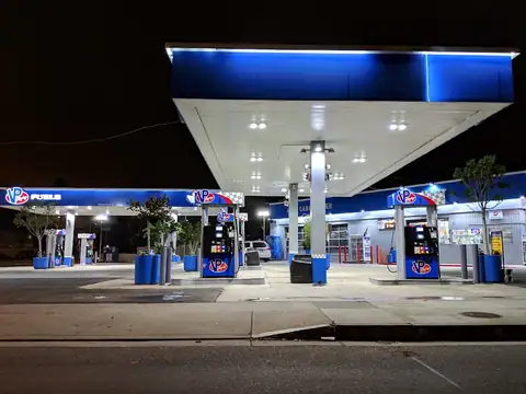 Auto Care Center in Lomita