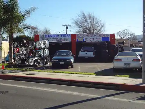 HARBOR TIRES AND AUTO SERVICES in Lomita