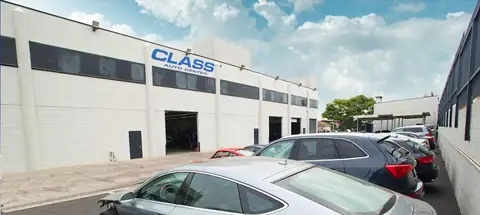 Class Auto Center | Certified Collision & Auto Body Repair in Long Beach