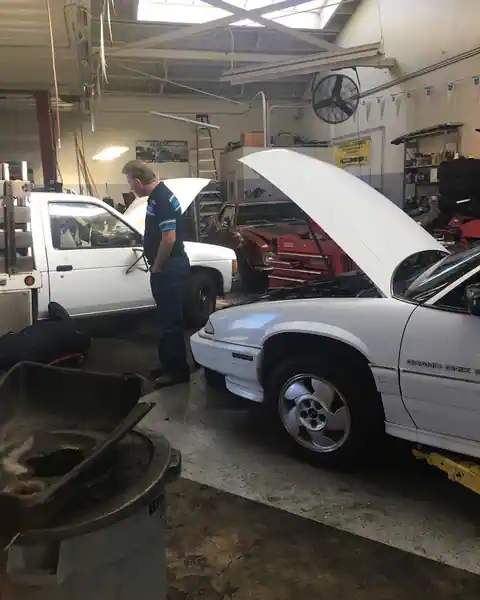 El Texano Transmissions & Auto Repair in Long Beach