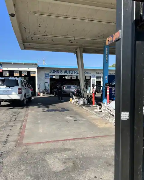John's Auto Repair in Long Beach