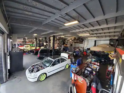 Long Beach Auto-Tech in Long Beach