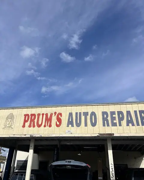 Prum's Auto Repair in Long Beach