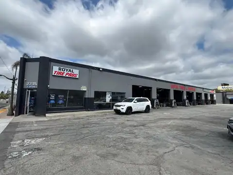 Royal Tire Pros & Auto Repair in Long Beach