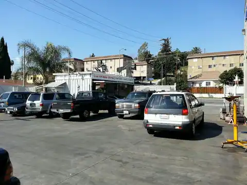 A B Auto Repair & Muffler in Los Angeles