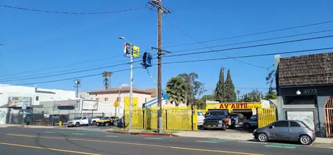 AV AUTO in Los Angeles