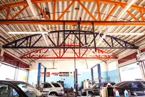 Avo's Automotive in Los Angeles
