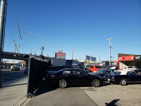 Beverly Hills Body & Paint in Los Angeles