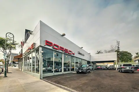 Beverly Hills Porsche Service and Parts Center in Los Angeles