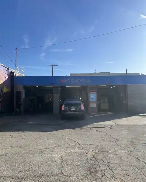 Hollywood Star Smog Check in Los Angeles