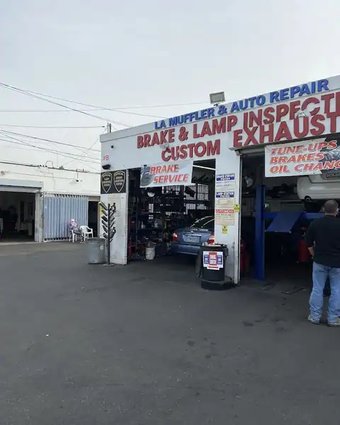 LA Muffler And Auto Repair / Clean Air Check Diesel Center in Los Angeles