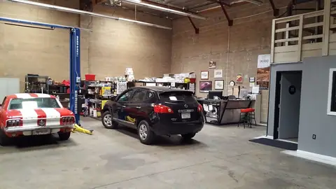 La Auto Center in Los Angeles