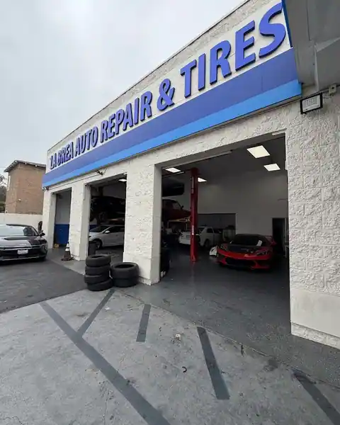 La Brea Auto Repair & Tires in Los Angeles