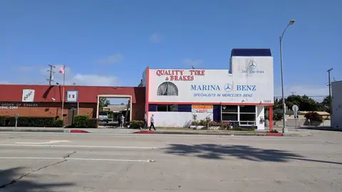 Quality Tire and Brakes Marina Benz in Los Angeles