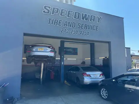 Speedway Tire & Service in Los Angeles