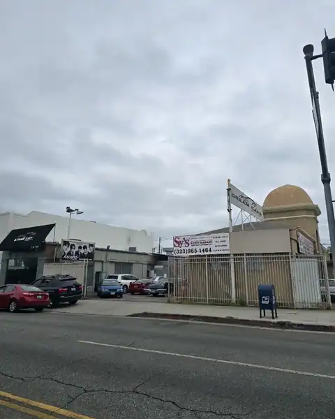 Sy’s Auto Repair in Los Angeles
