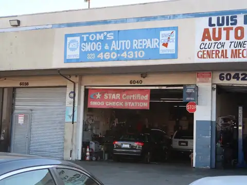 Tom's Smog & Auto Repair in Los Angeles